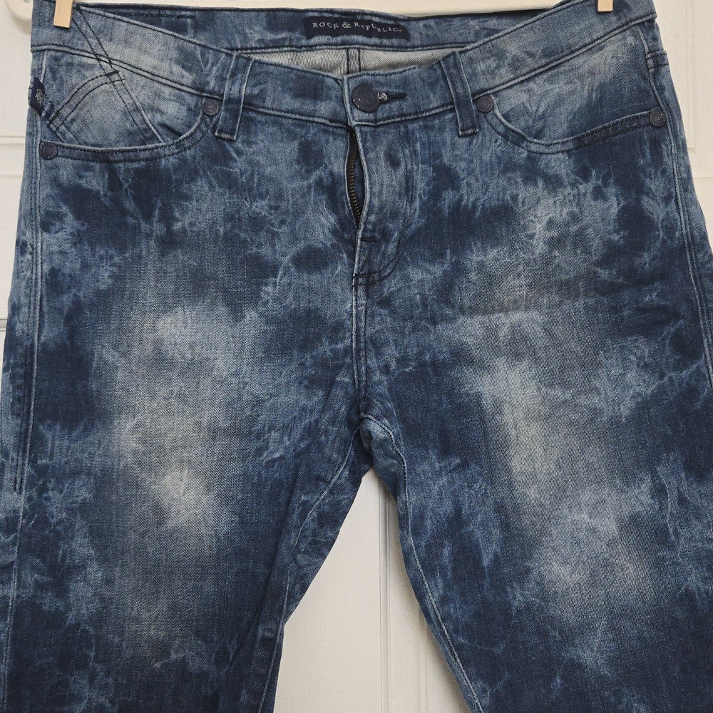 Rock & Republic Blue Tie-Dye Bermuda Women Shorts